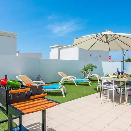 Playa De Fanabe Sleeps 8 With Pool Air Con And Wifi Costa Adeje (Tenerife)